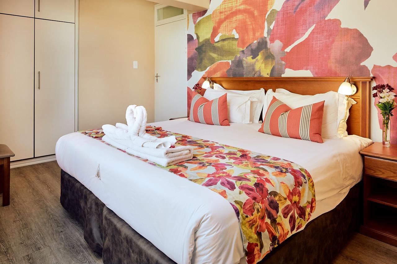 First Group Oceanic Hotel Durban Exterior photo